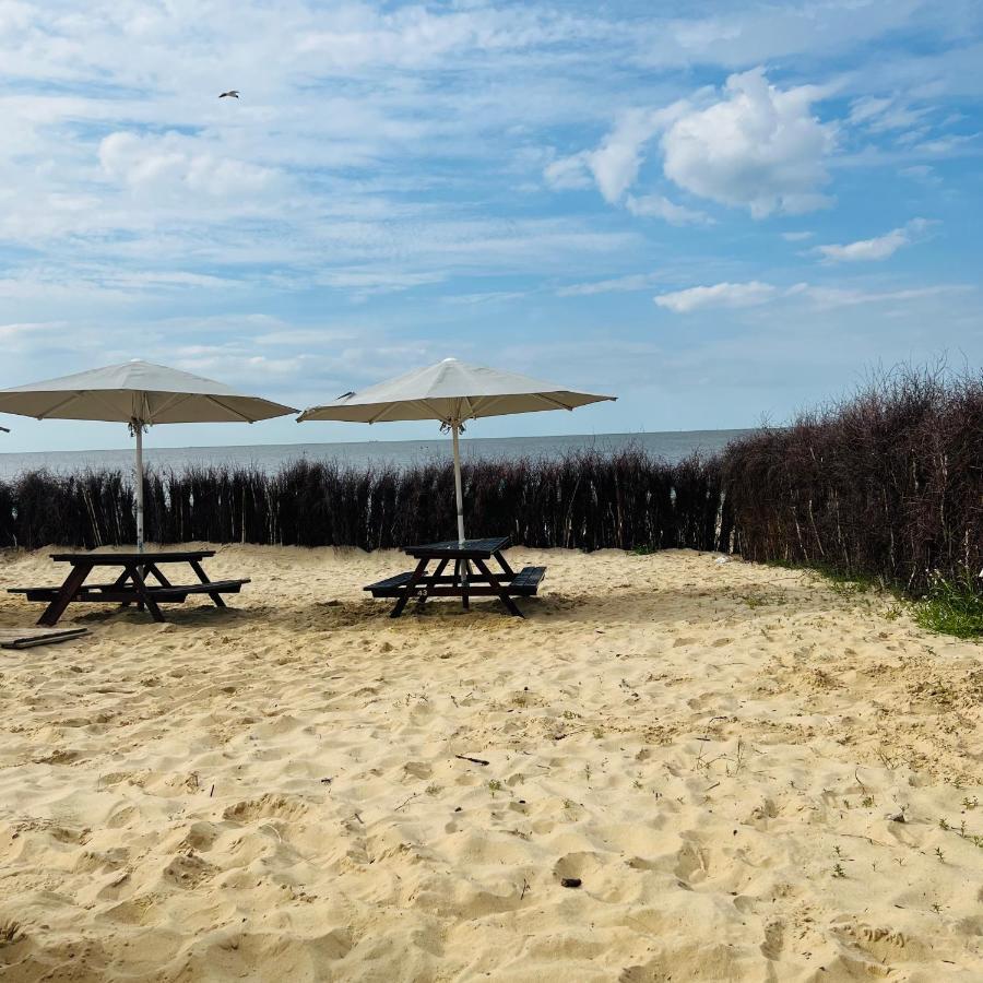 Cux // Vogelsand // 328 * Cuxhaven